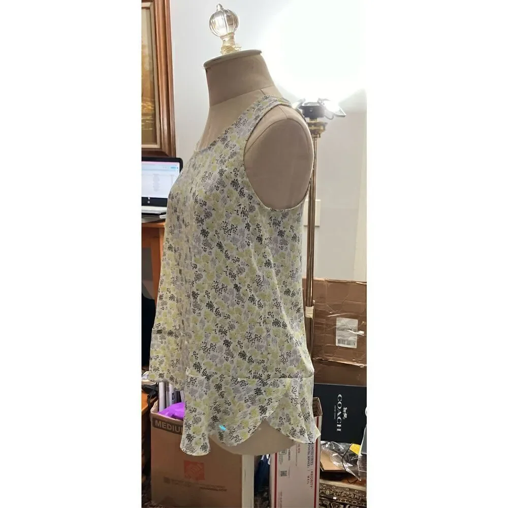 LOFT Breezy Sleeveless Blouse / SZ: SP / EUC